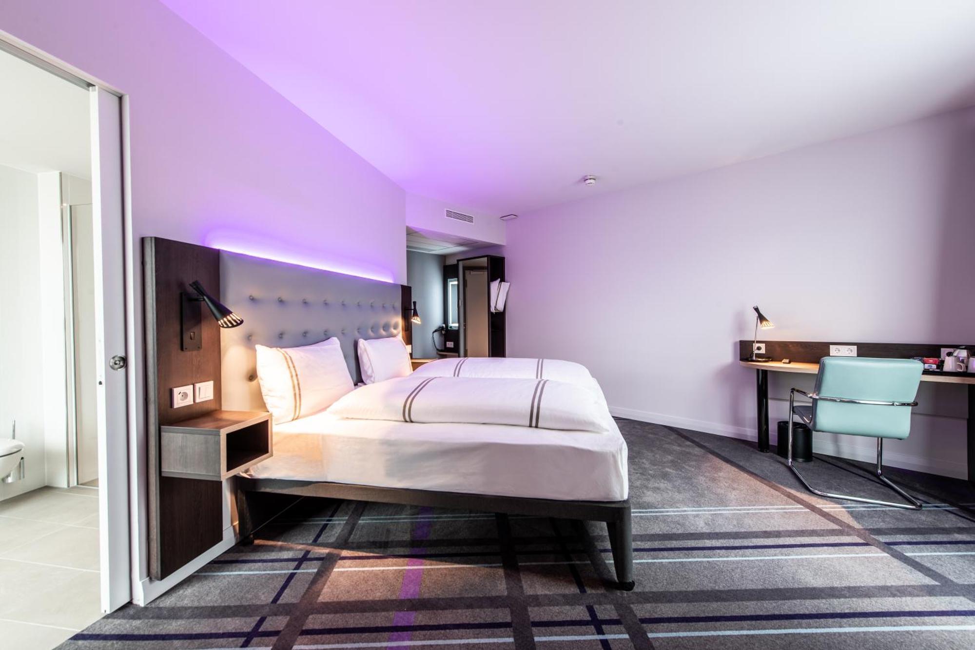 Premier Inn Stuttgart Feuerbach Exterior photo