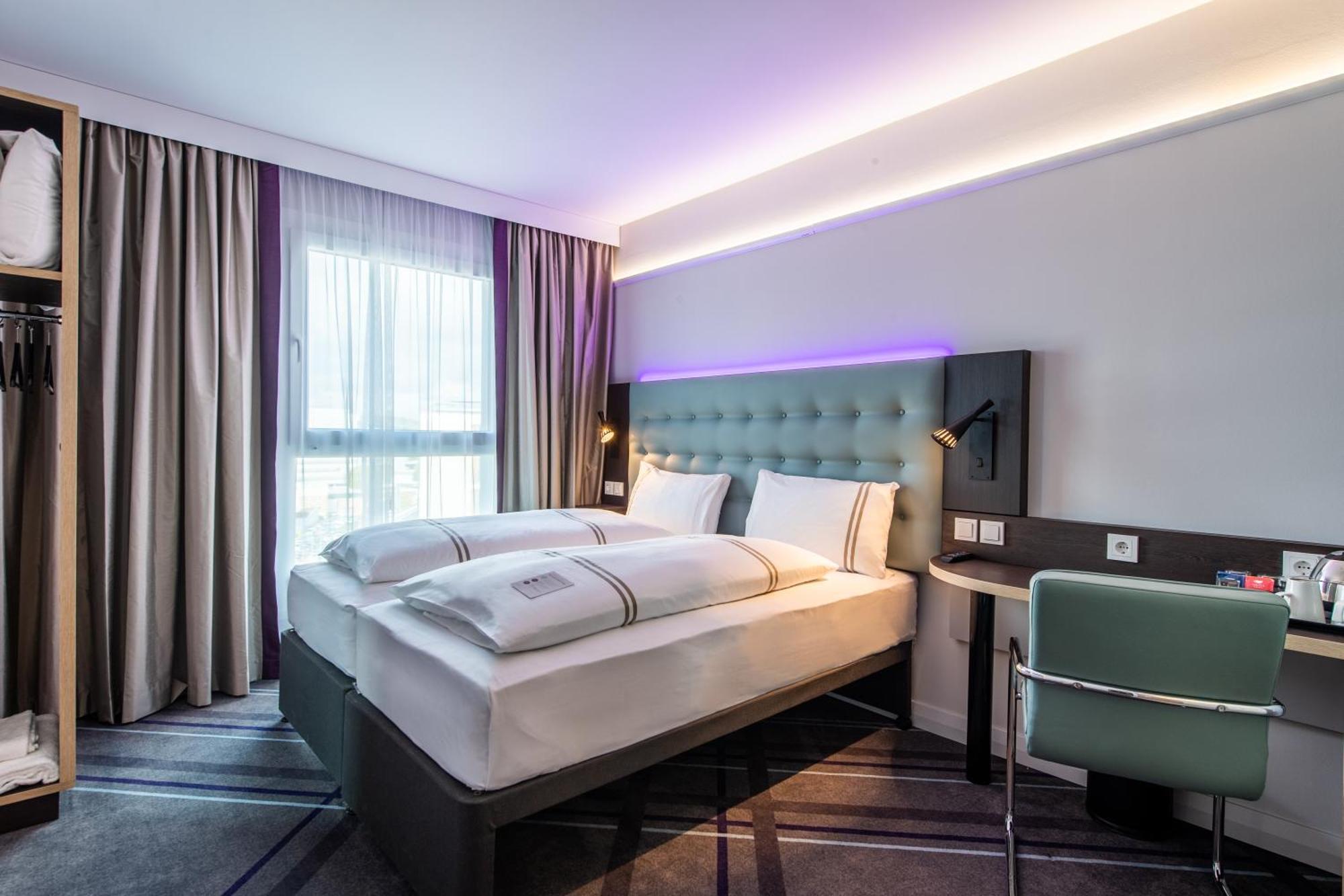 Premier Inn Stuttgart Feuerbach Exterior photo