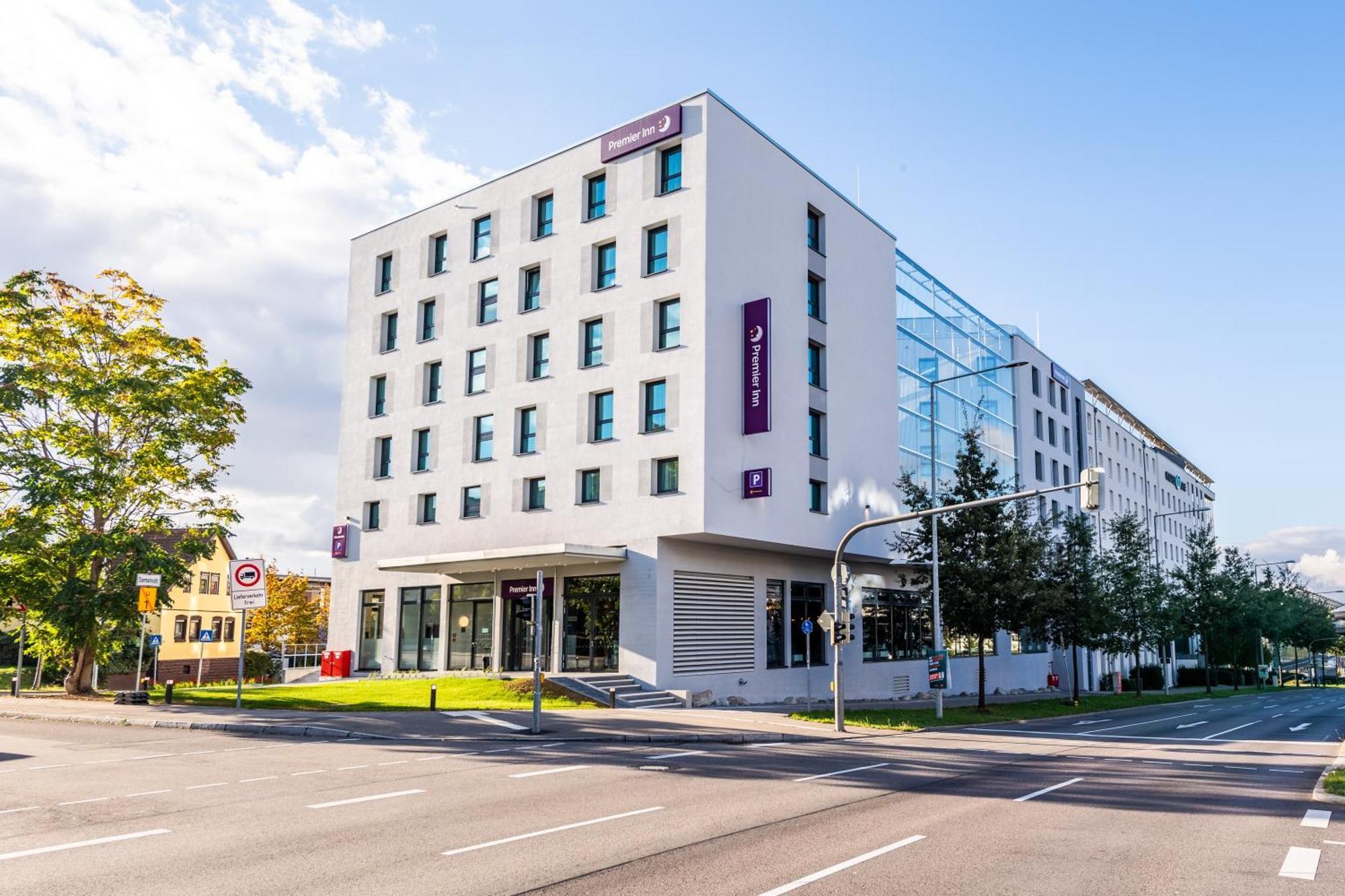 Premier Inn Stuttgart Feuerbach Exterior photo